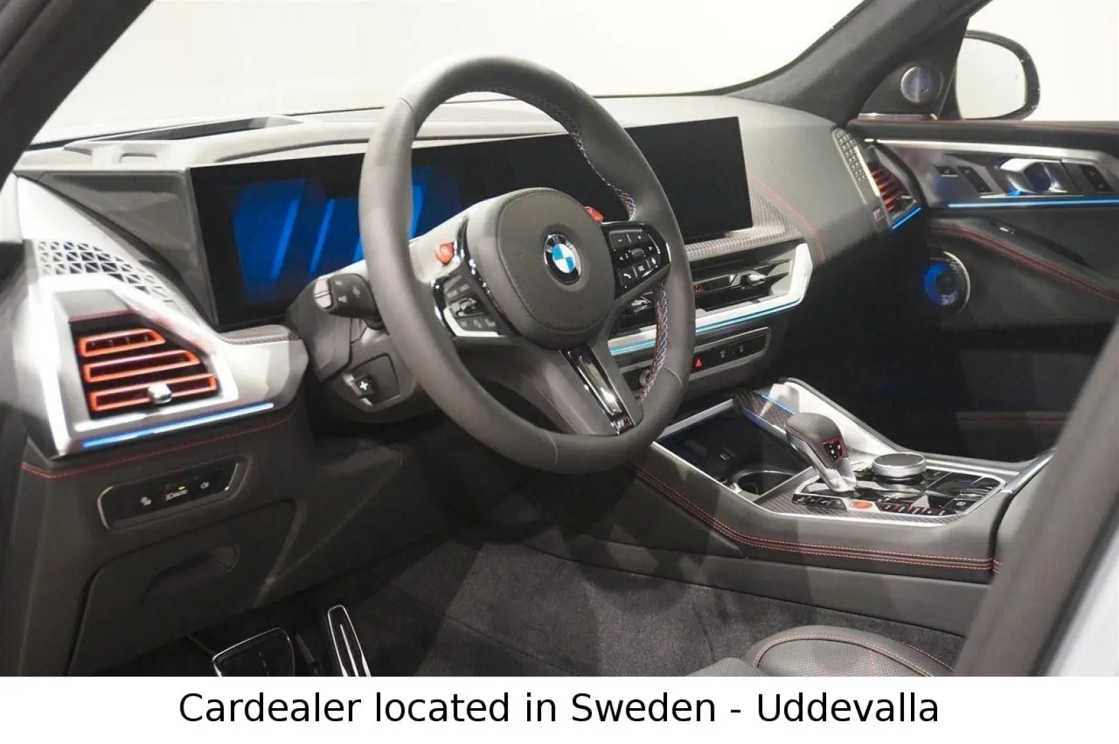 XM Red Label  748HP xDrive HUD Hybrid Plugin VAT
