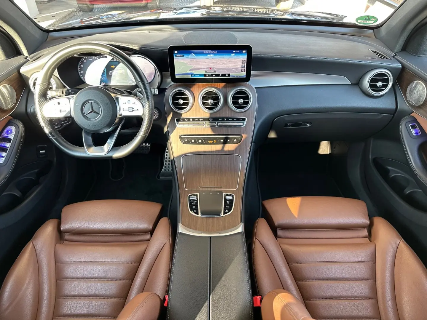 GLC 300 d AMG 4M Night Airmatic  Burmester ACC