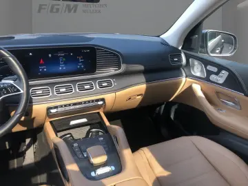 GLE 450 d AMG PLUS Pano Distr AHK Standhzg HUD B