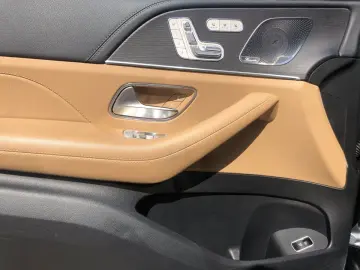 GLE 450 d AMG PLUS Pano Distr AHK Standhzg HUD B