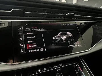 Q7 45 TDI S-Line Black 7-SITZER LUFT B&O