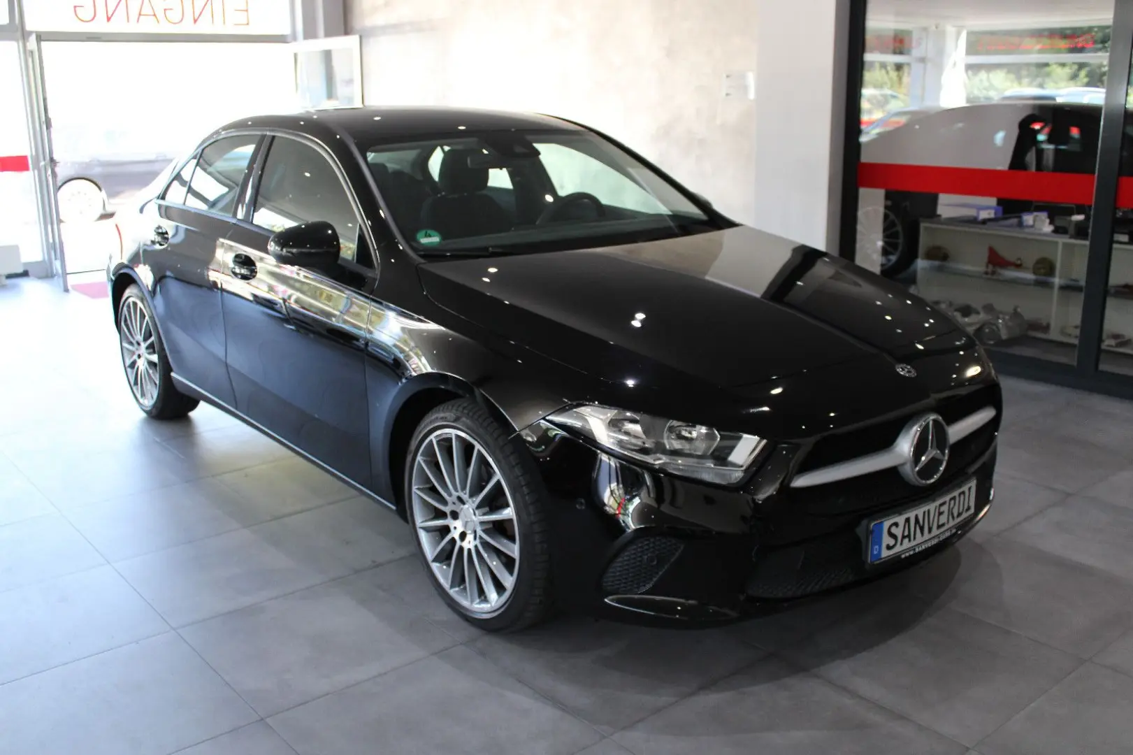 A 180 d LIMOUSINE BUSINESS-PAKET AMG  I.HAND