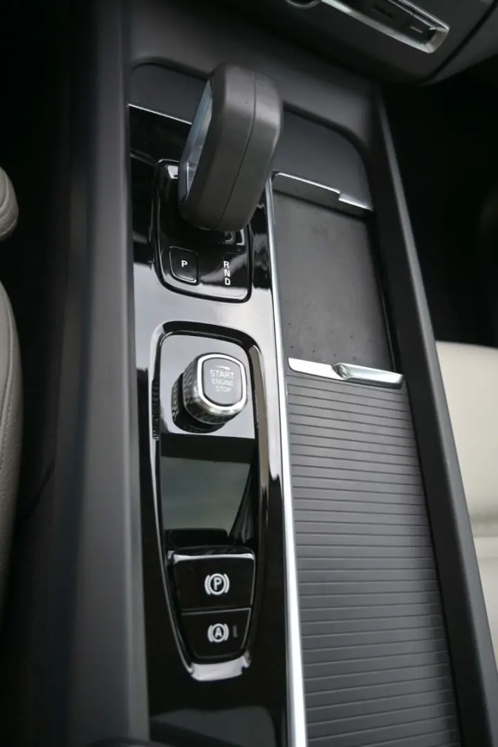 AWD T6 Recharge CAM WEBASTO INSCRIPTION