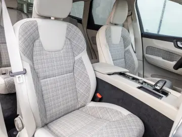 XC60 Core 2WD - AHK - Licht-Paket