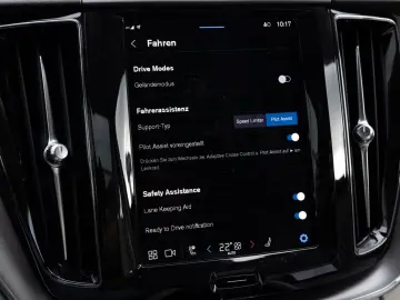 XC60 Core 2WD - AHK - Licht-Paket