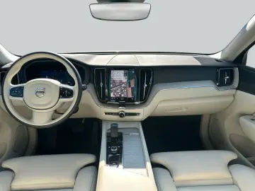 XC60 B4 B Plus Dark