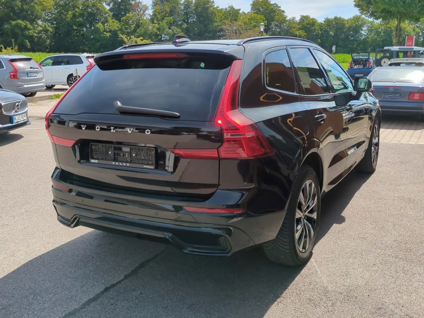XC60 Plus Dark AWD B4 Diesel EU6d Digitales Cock