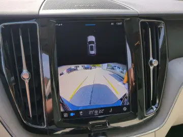 XC60 Plus Dark AWD B4 Diesel EU6d Digitales Cock