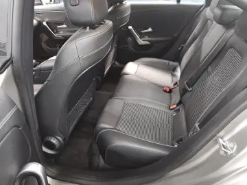 CLA 180 Progressive Navi LED MBUX AR