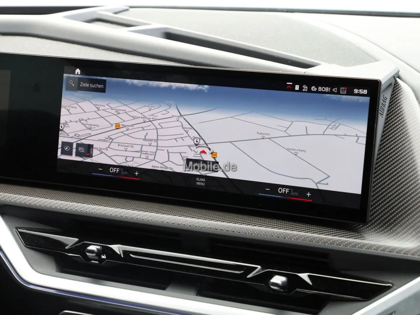 XM V8