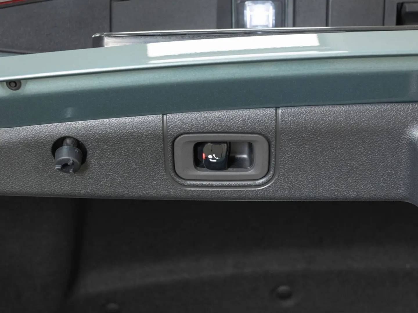 E 220 d Exclusive DIG.LIGHT Pano Distro AHK 360