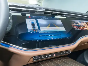 E 220 d Exclusive DIG.LIGHT Pano Distro AHK 360