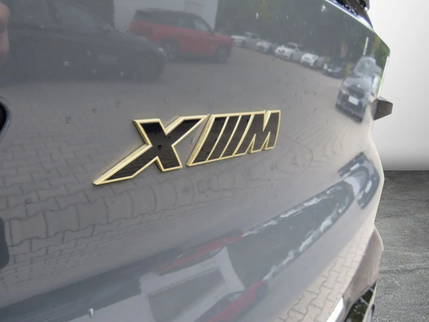 XM