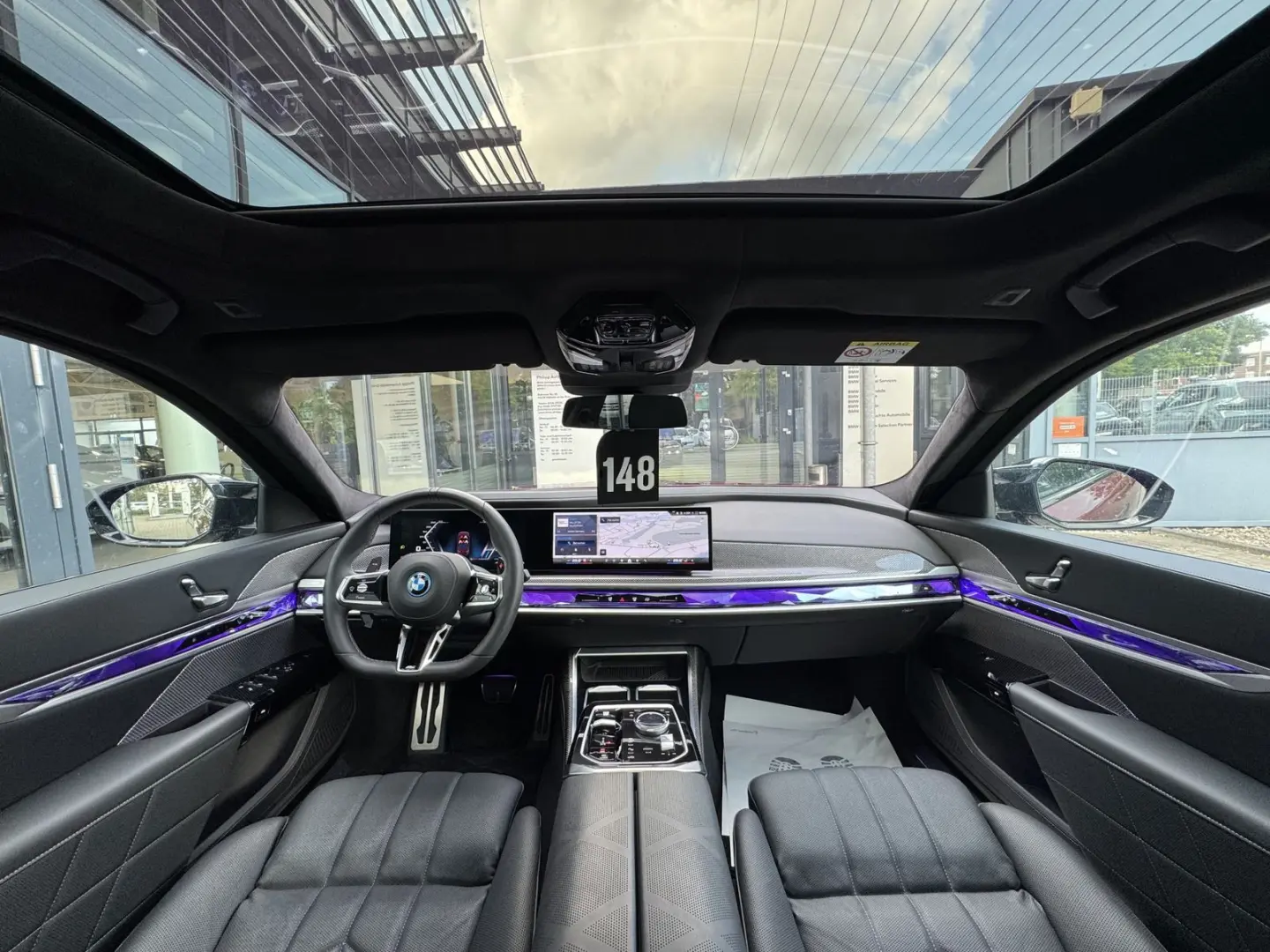 M760e xDrive M Sport