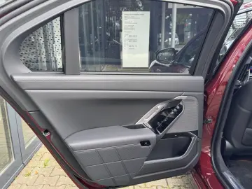 M760e xDrive M Sport