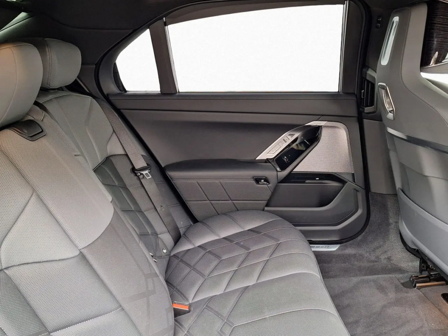 M760e M Performance