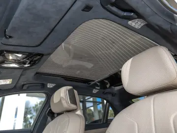 M760e xDrive M Sport