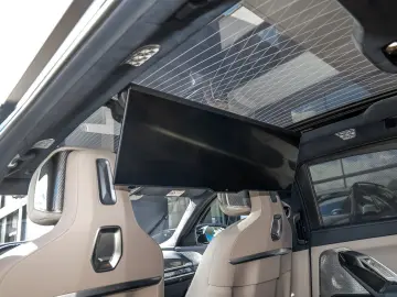 M760e xDrive M Sport