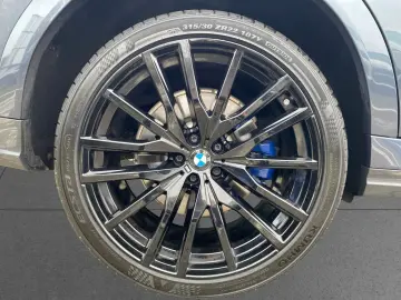 X6 xDr.40d M Sport 22  Skylounge AHK H K PA  HUD