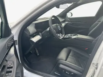 530e xDrive Aut.