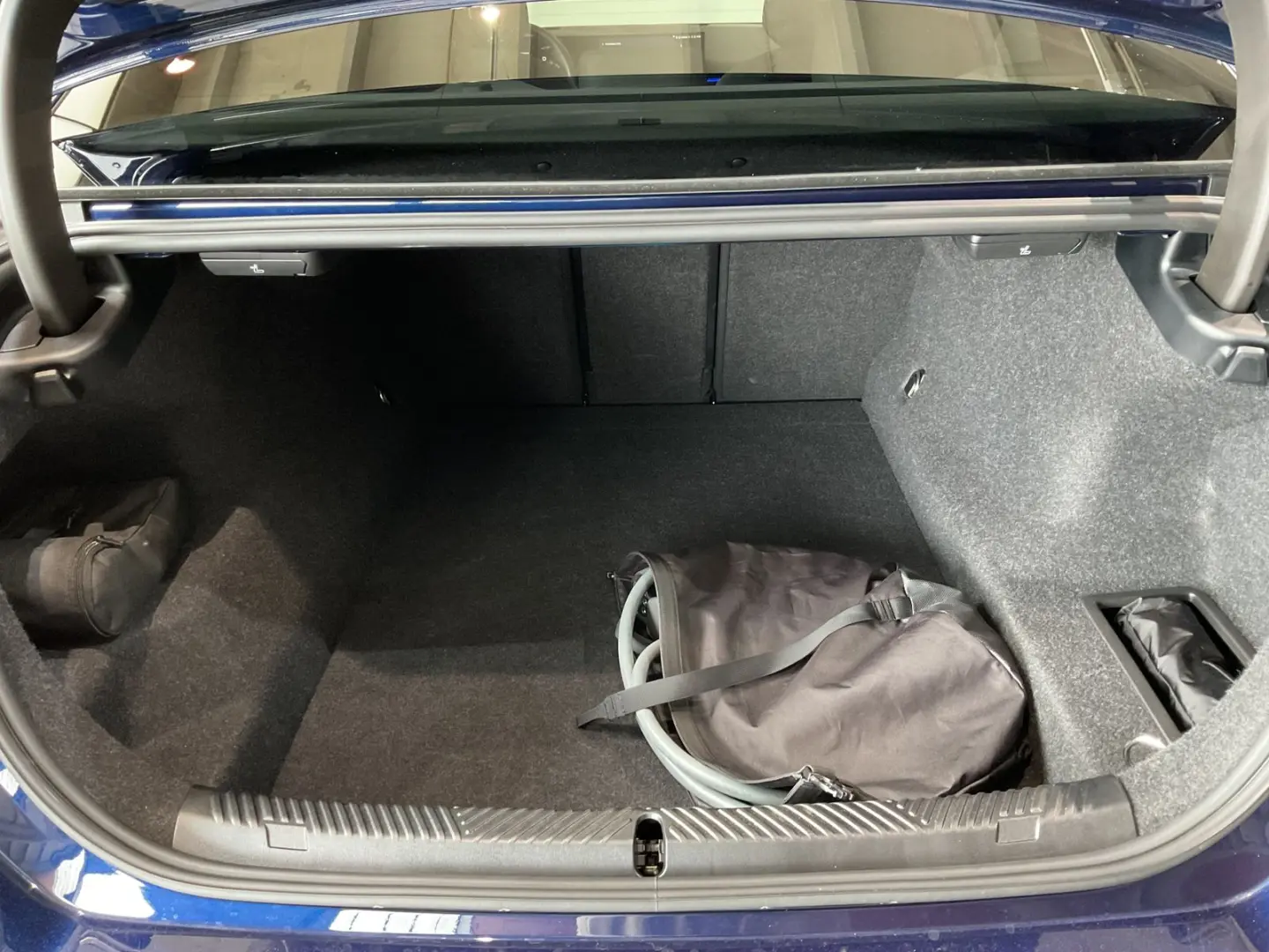 530e xDrive Limousine M