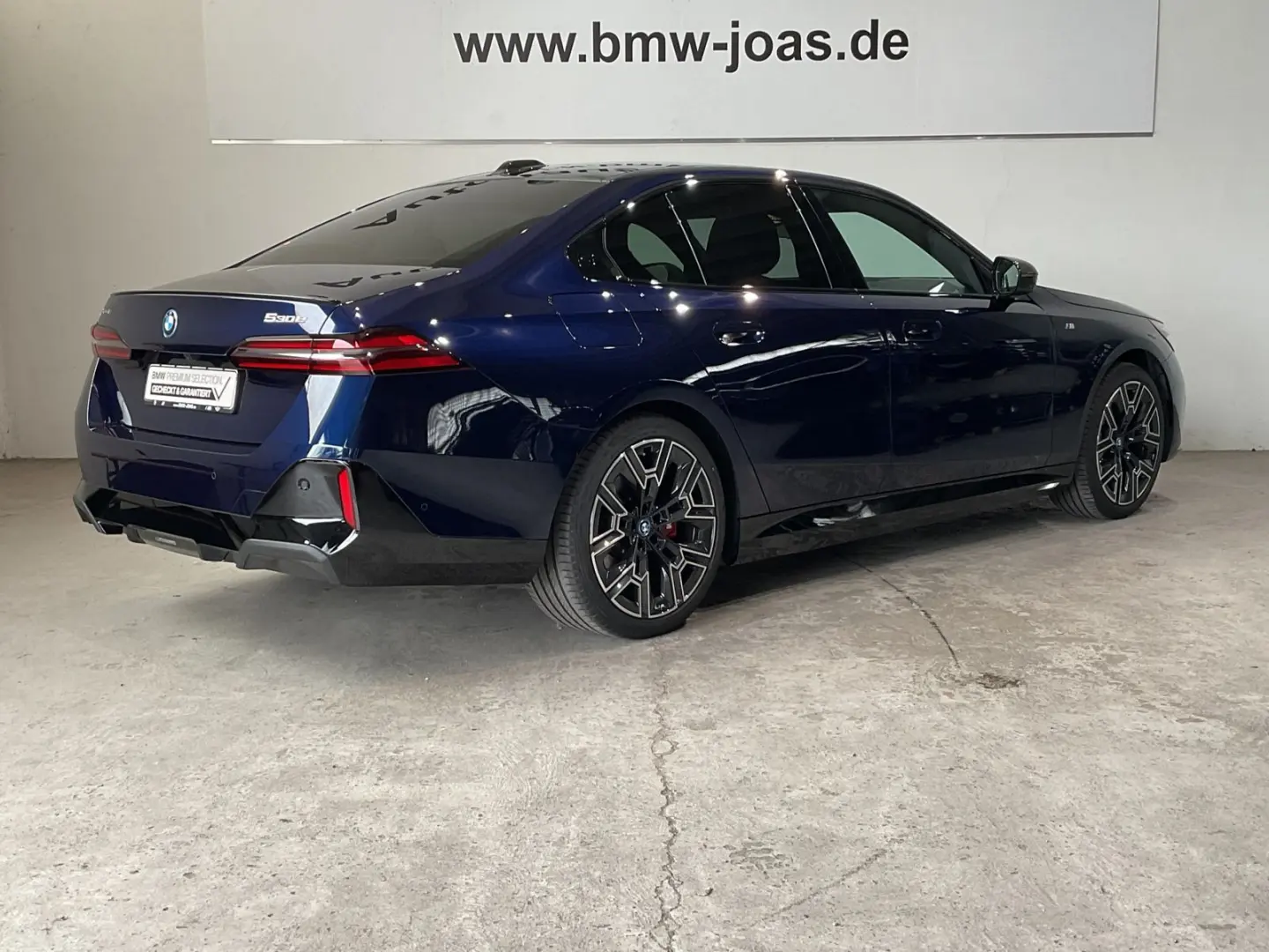 530e xDrive Limousine M