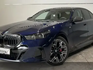 530e xDrive Limousine M