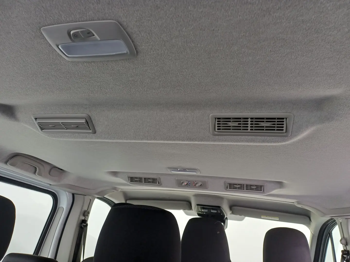 Renault Trafic Passenger Bus dCi 110