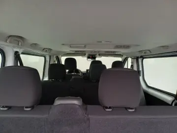 Renault Trafic Passenger Bus dCi 110