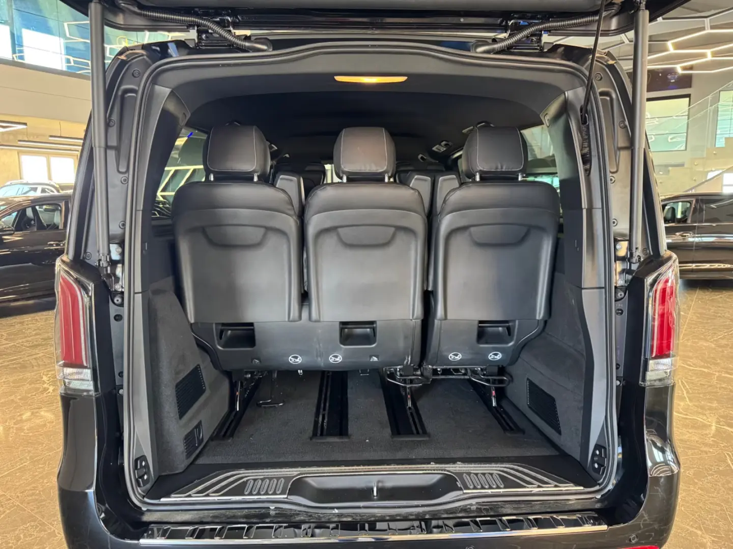Mercedes-Benz V 300 Facelift Scaune de lux 2025 extra Long