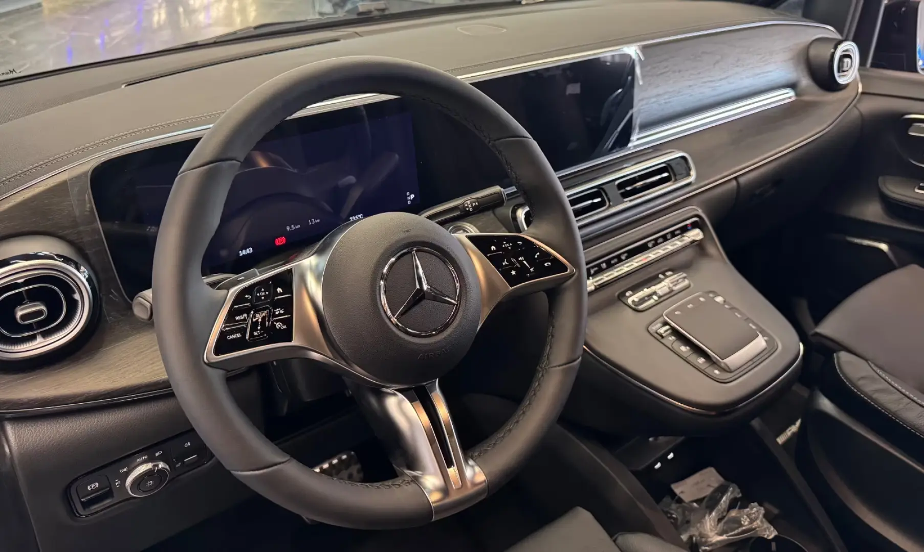 Mercedes-Benz V 300 Facelift Scaune de lux 2025 extra Long