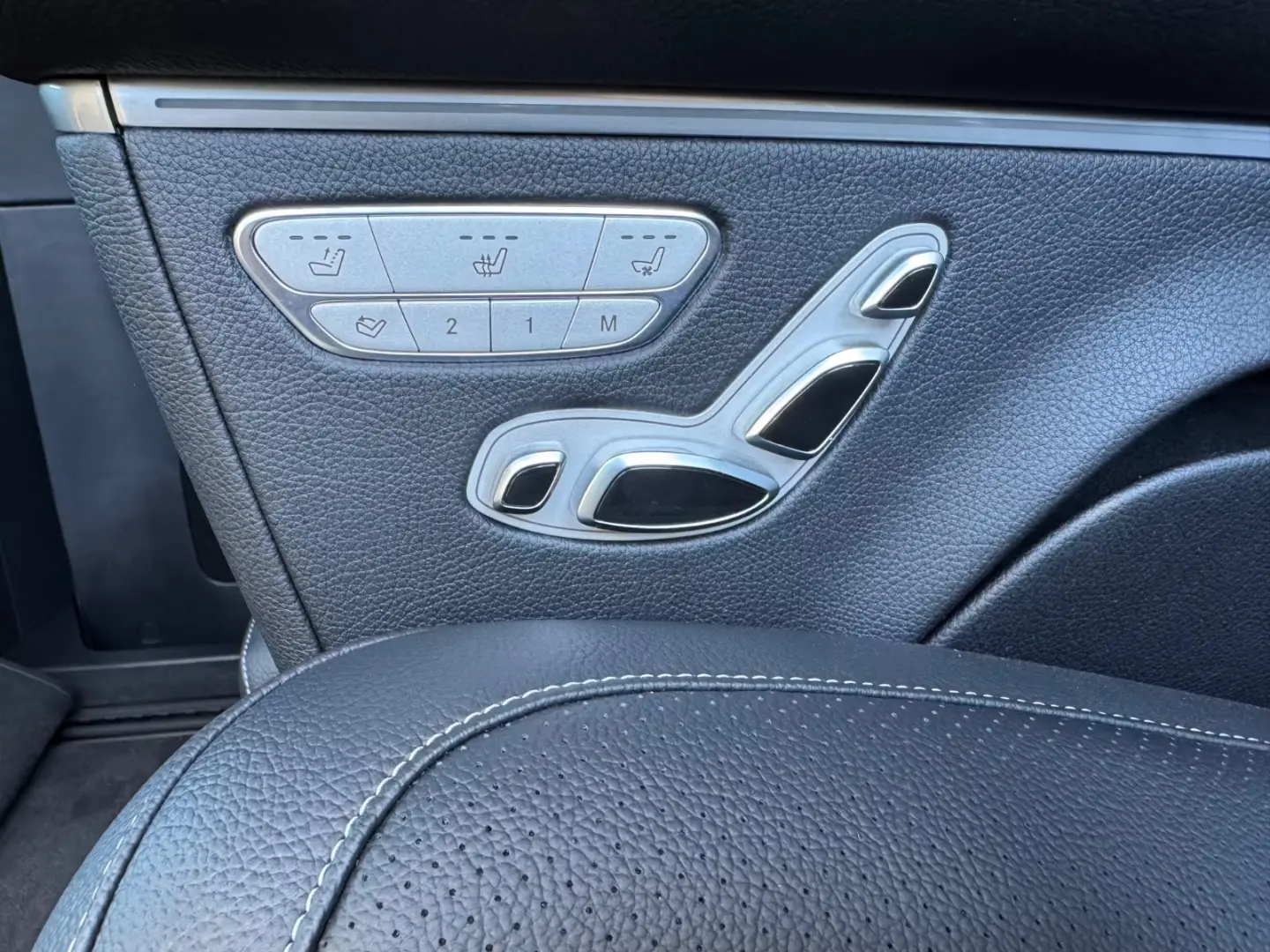 Mercedes-Benz V 300 Facelift Scaune de lux 2025 extra Long