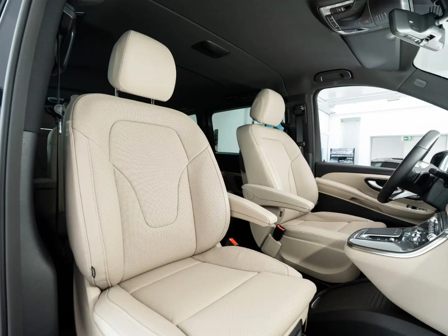 Mercedes-Benz V 300 SCAUNE VIP EXCLUSIVISTE EXTRALARG