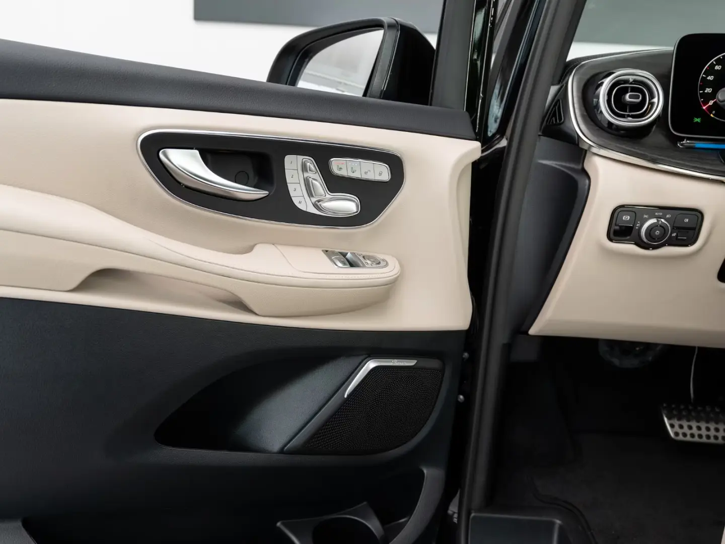 Mercedes-Benz V 300 SCAUNE VIP EXCLUSIVISTE EXTRALARG