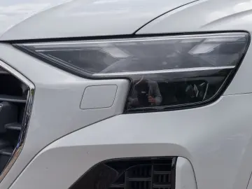 Q8 55 TFSIe Q S LINE FACELIFT