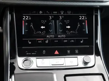Q8 55 TFSIe Q S LINE FACELIFT