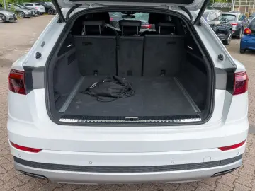 Q8 55 TFSIe Q S LINE FACELIFT