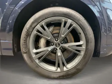 Q8 55 TFSI e quattro tiptronic