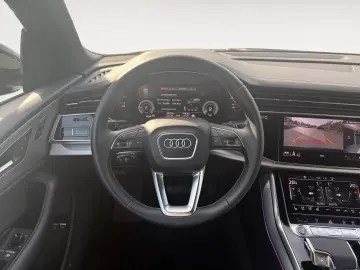 Q8 55 TFSI