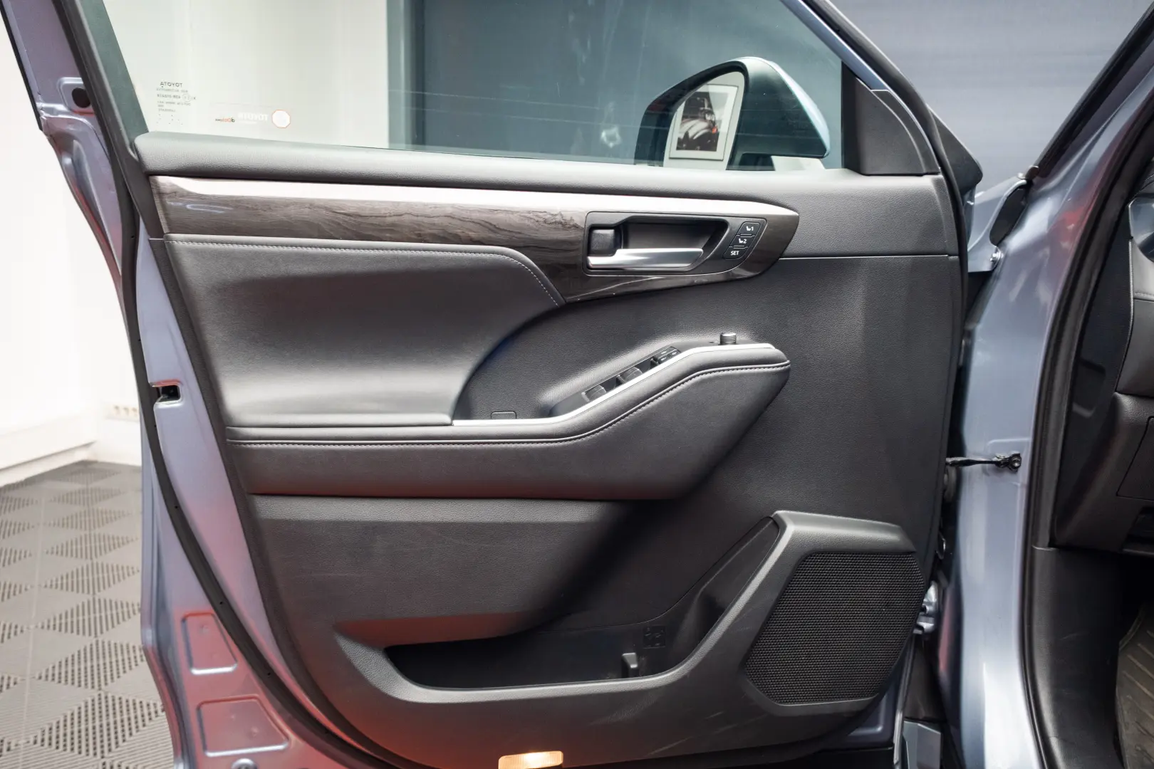Toyota Highlander 7 locuri