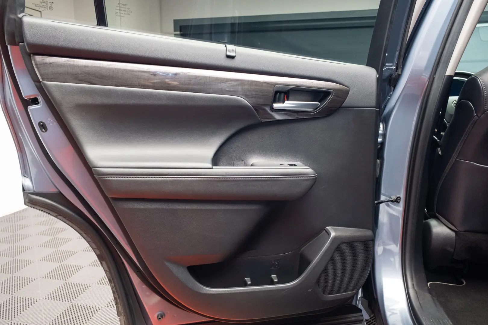 Toyota Highlander 7 locuri