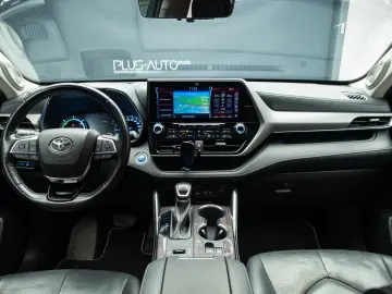 Toyota Highlander 7 locuri