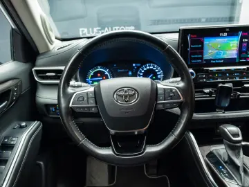 Toyota Highlander 7 locuri