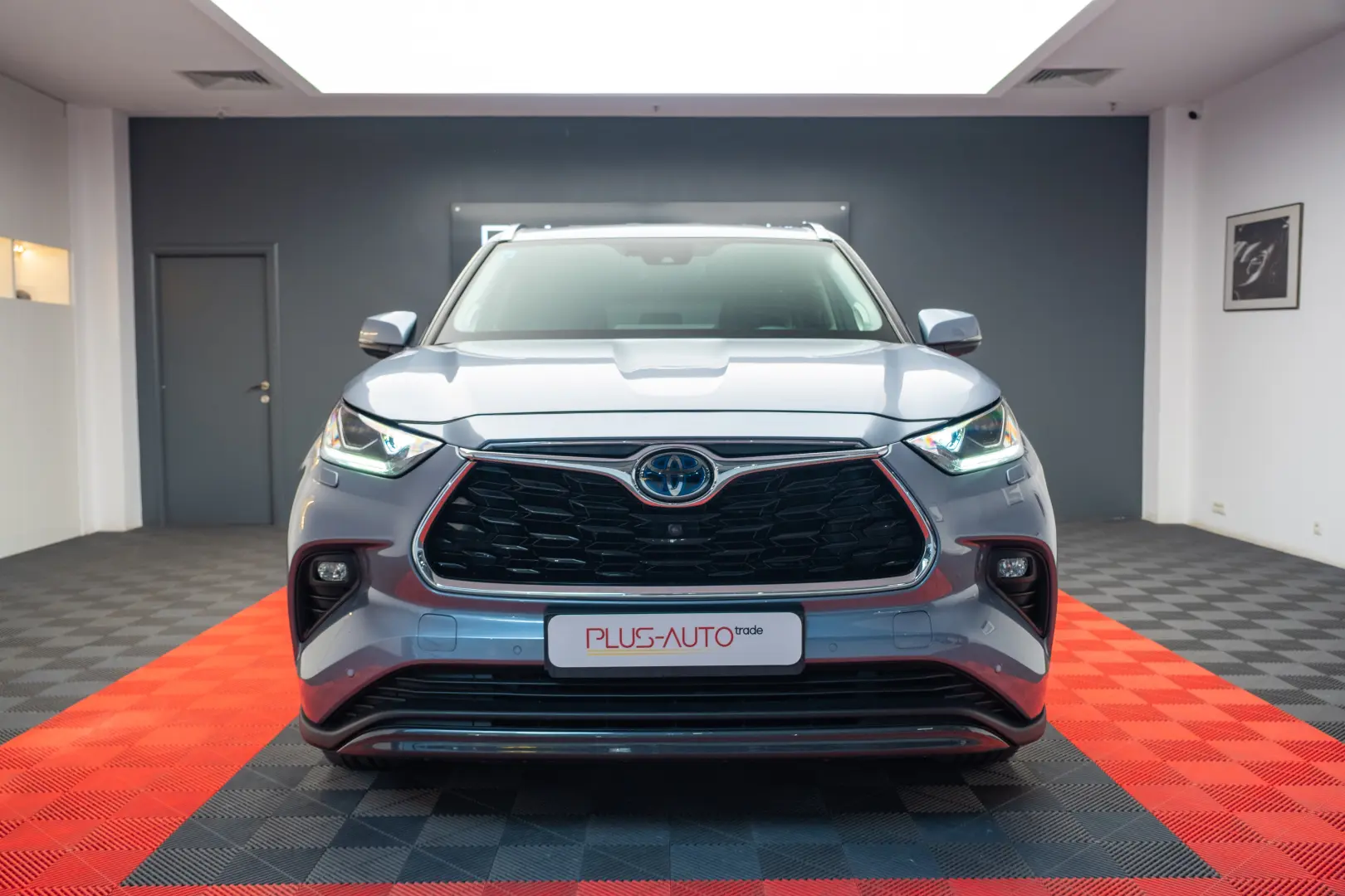 Toyota Highlander 7 locuri