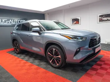 Toyota Highlander 7 locuri