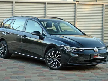 Volkswagen Golf VIII