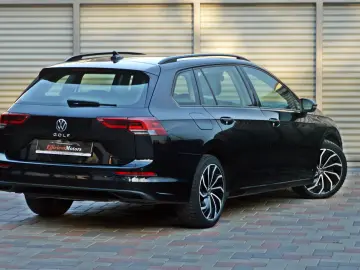 Volkswagen Golf VIII