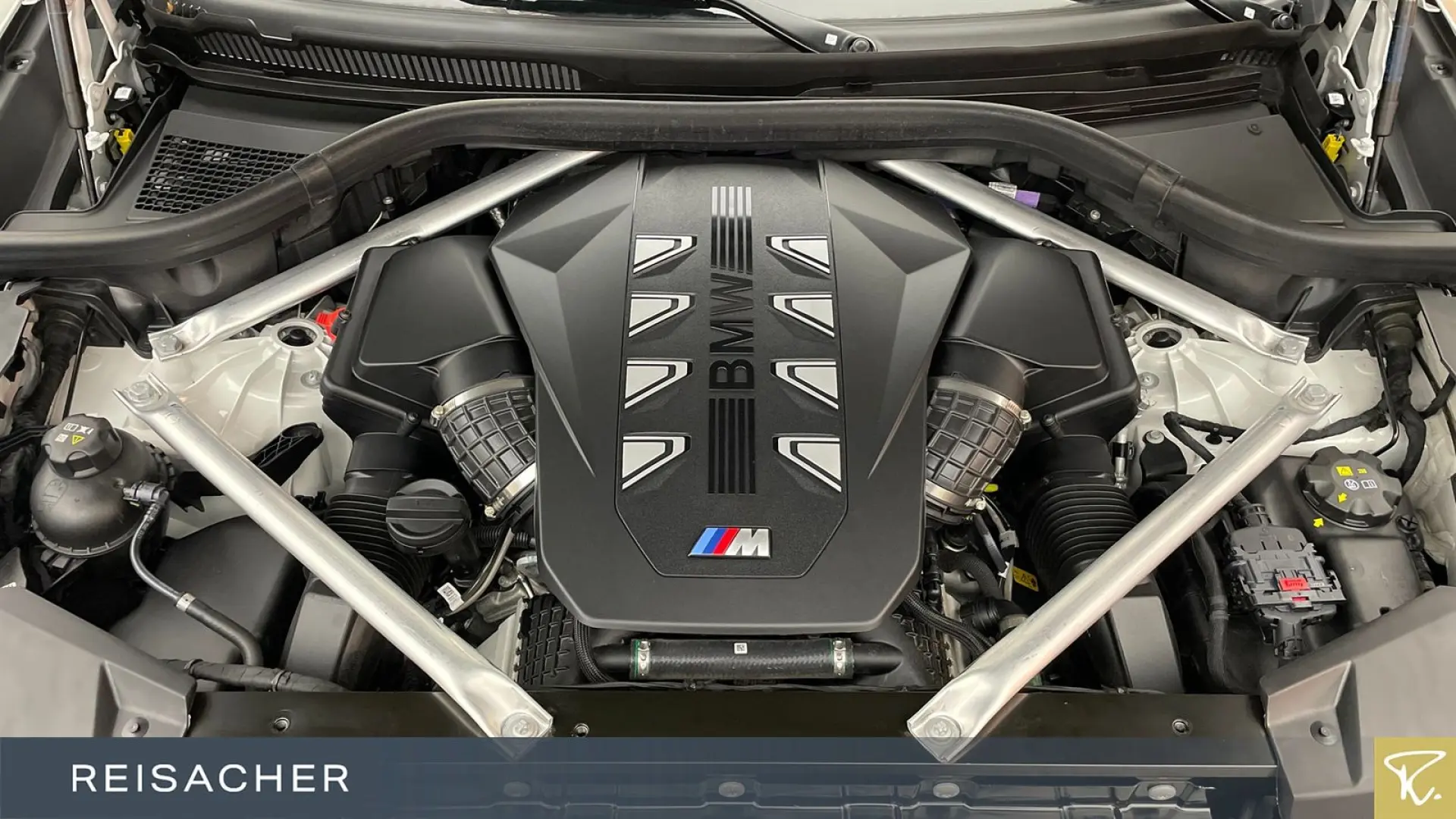 X6 M60i xDrive