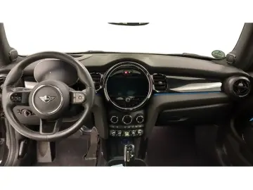 Cooper SE Classic Trim PANO HUD HK KAM