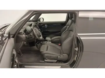 Cooper SE Classic Trim PANO HUD HK KAM